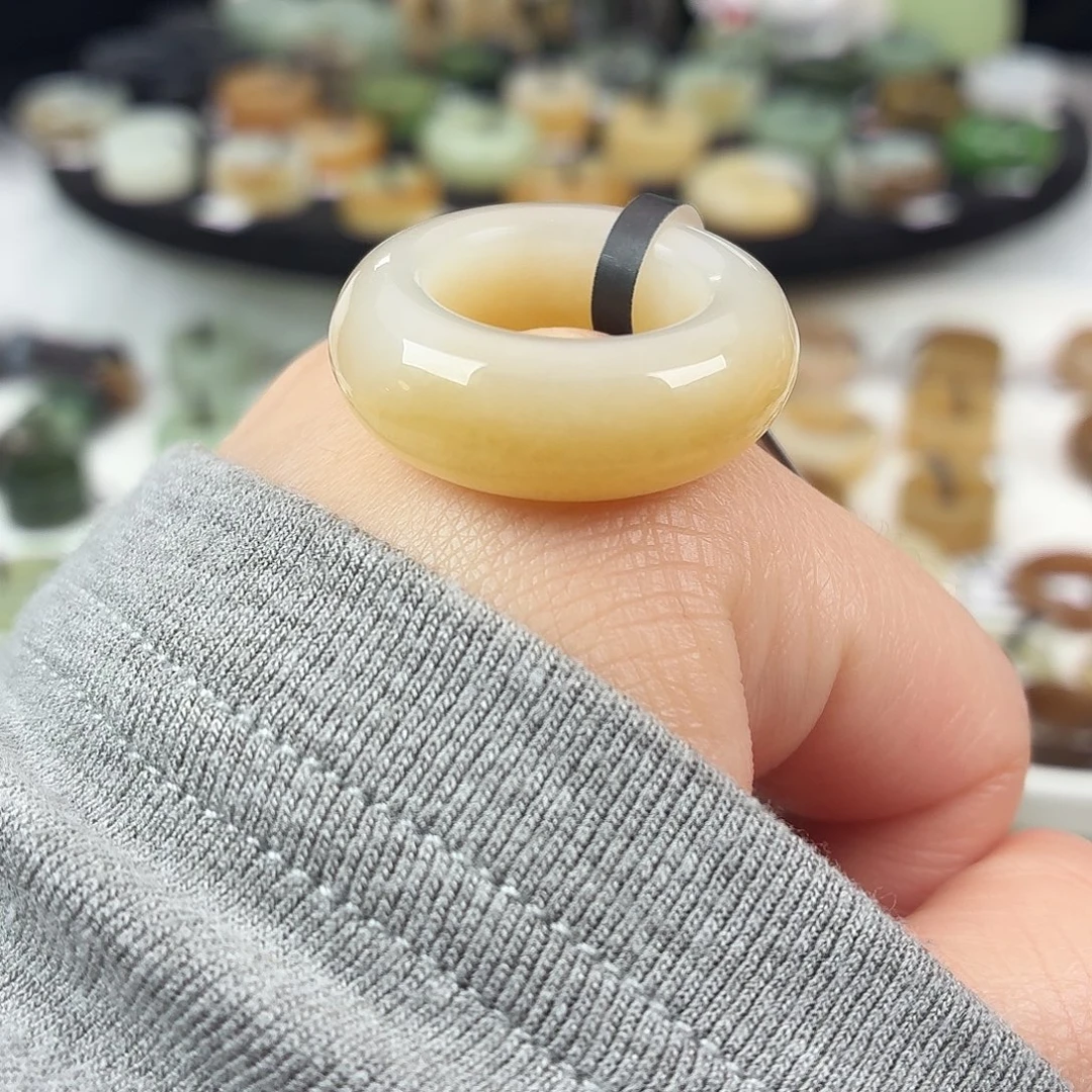 和田玉未镶嵌戒指S15糖白轮胎16.4