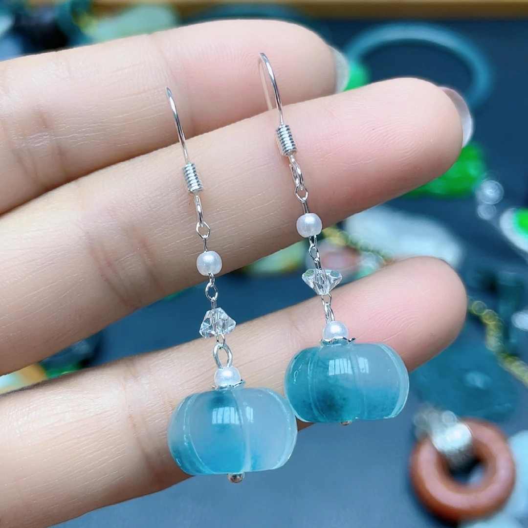 翡翠未镶嵌颈饰耳坠