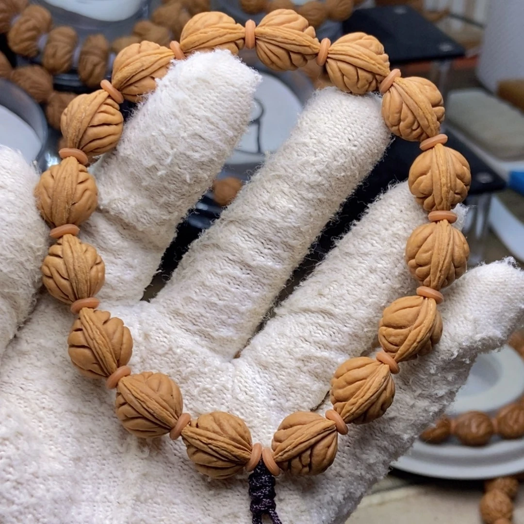 把件桃核无修野生大肠