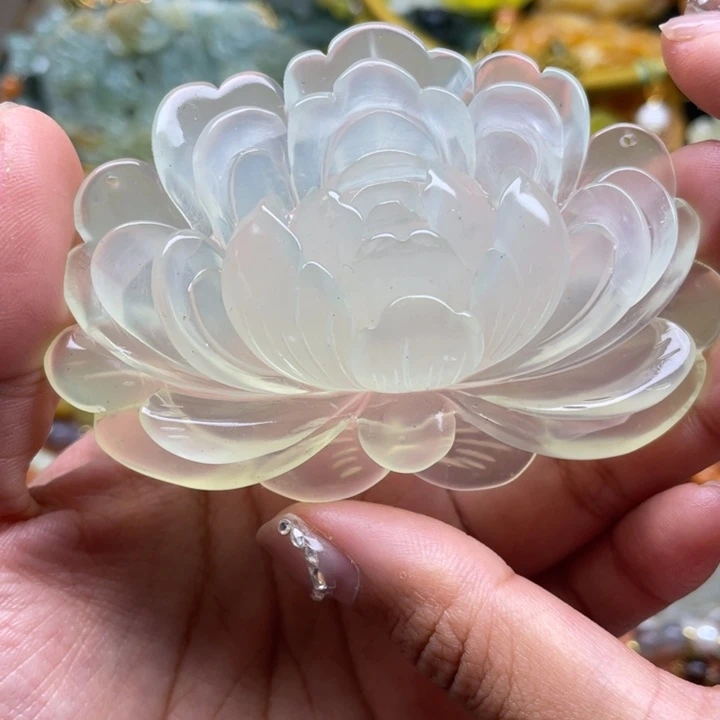 蛇纹石玉未镶嵌吊坠
