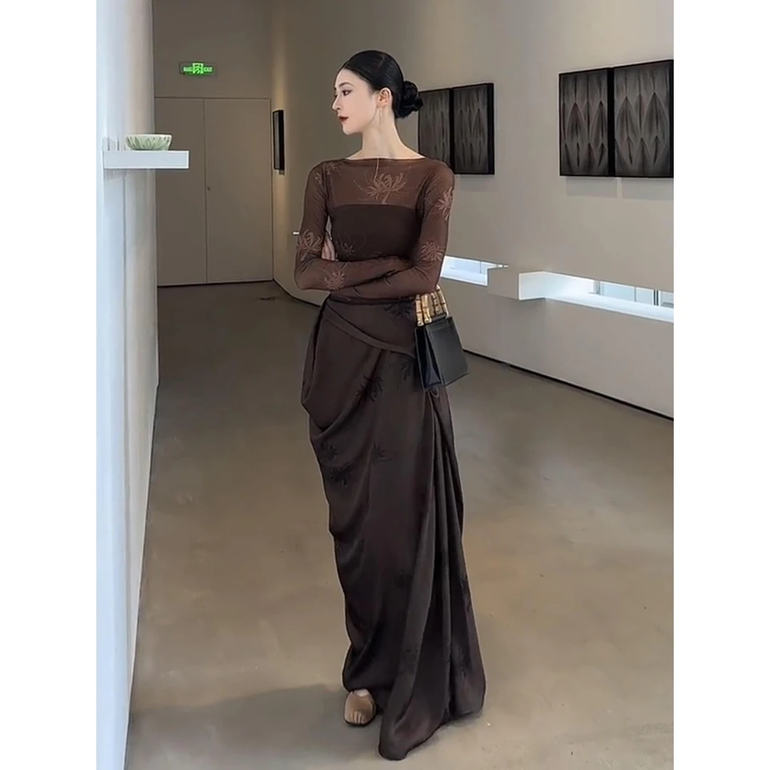 早秋清冷艺术感穿搭漂亮冷淡系高级感重要场合醋酸提花连衣裙套装