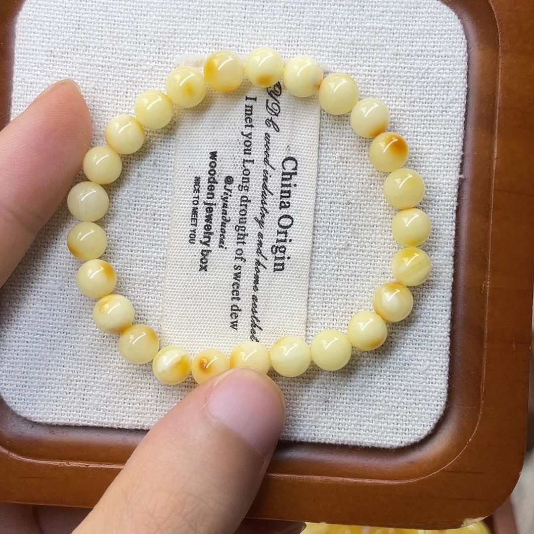 未镶嵌琥珀裸石奶豆