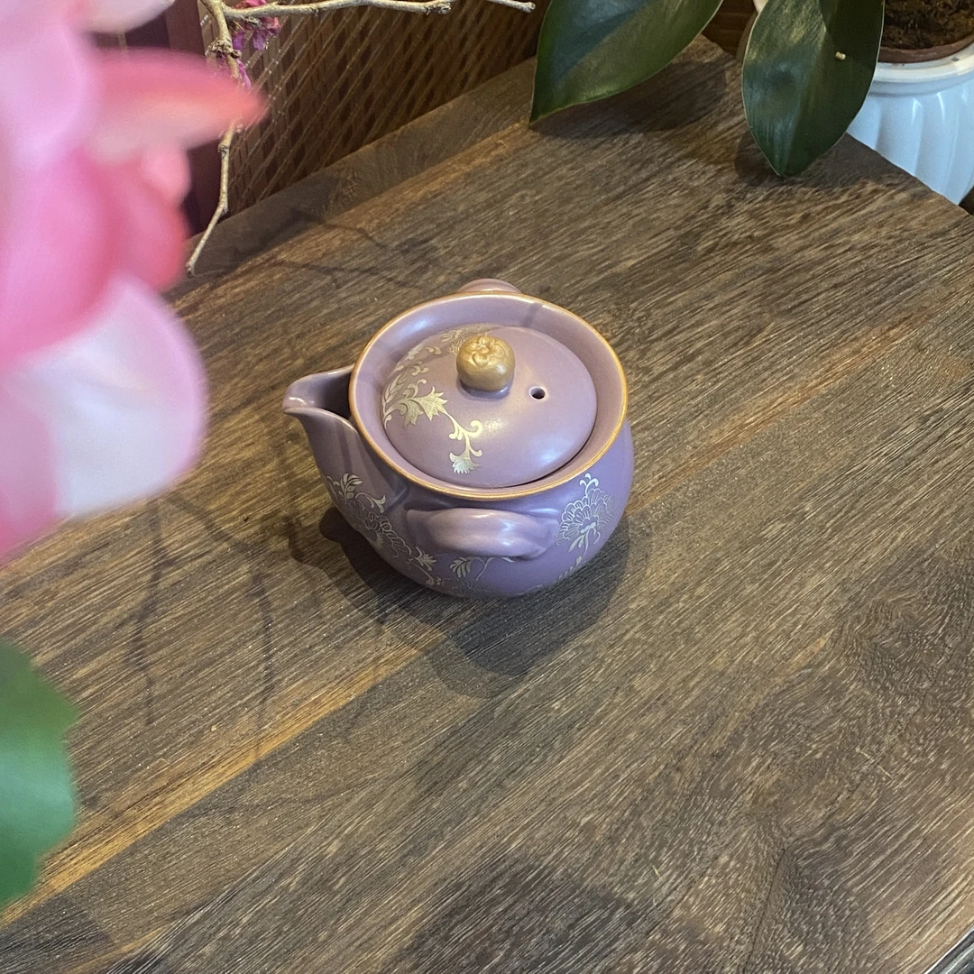 四海新品【紫嫣银绘牡丹手抓壶宝瓶】手绘陶瓷中式精美茶道器具茶壶