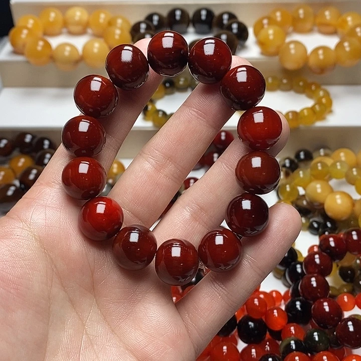 用***5牛角红手串手链1.6