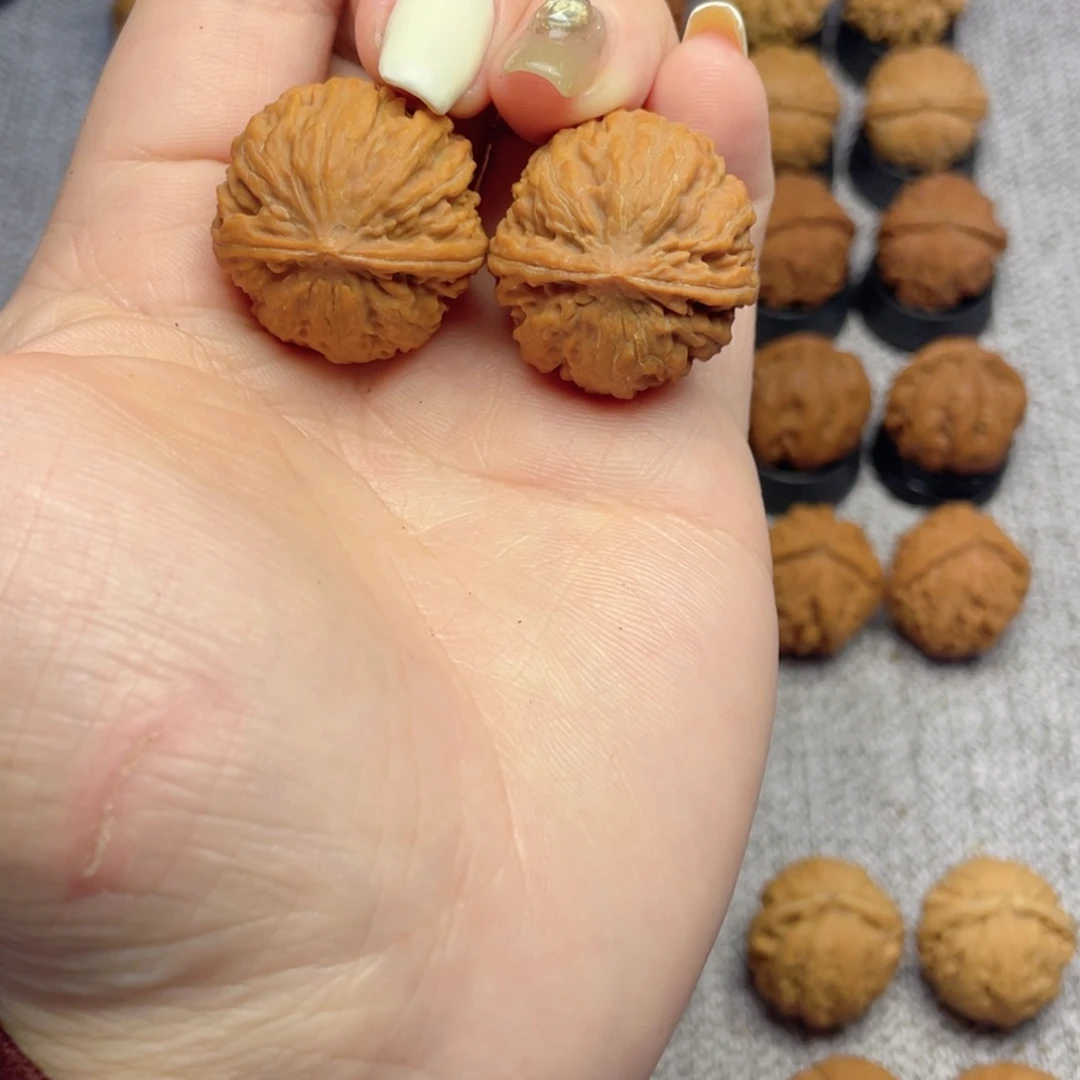 把件文玩核桃百财