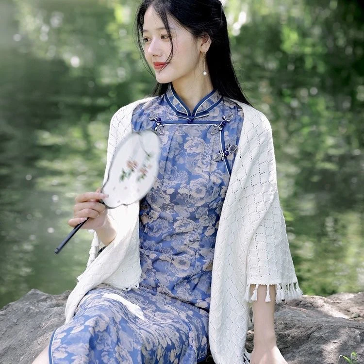 秋冬新款披肩旗袍外搭复古文艺百搭针织外套斗篷长搭配旗袍的开衫