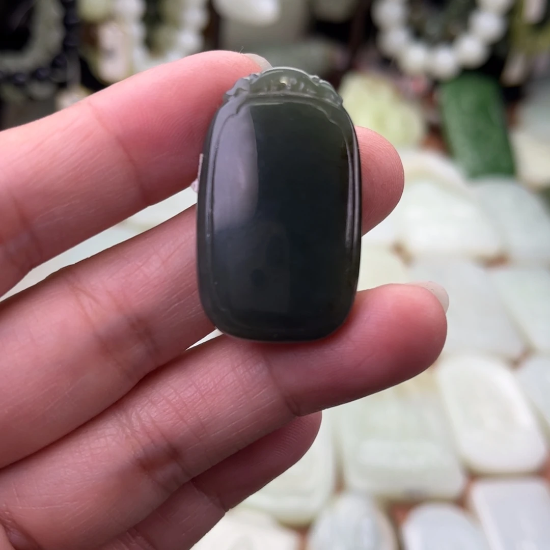 和田玉未镶嵌吊坠(不含链)