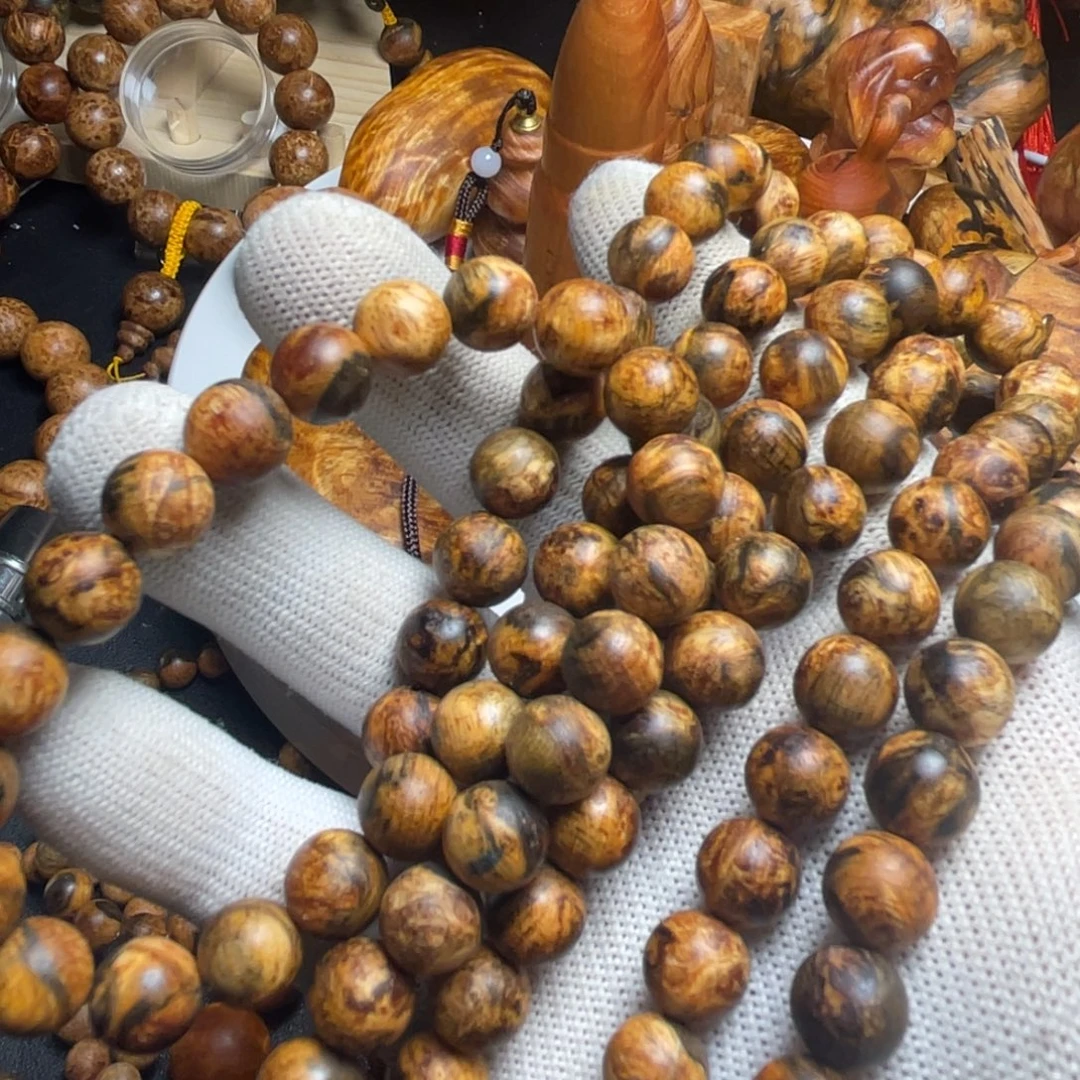 筱***蔚琥珀木11111111111