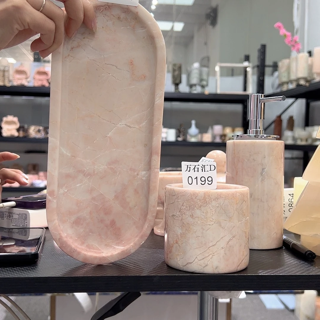 M***m石材0211。0199。。。。。。