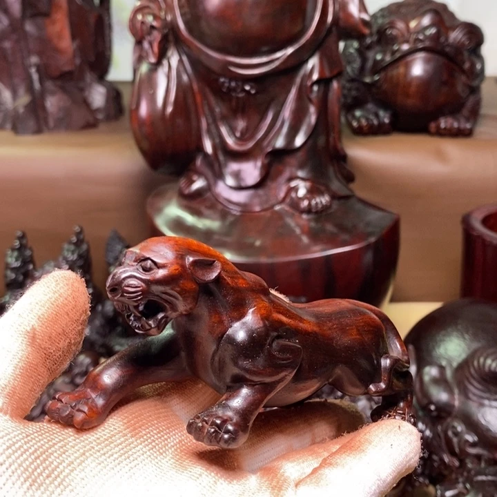 【闪购商品】檀香紫檀（小叶紫檀）k****i