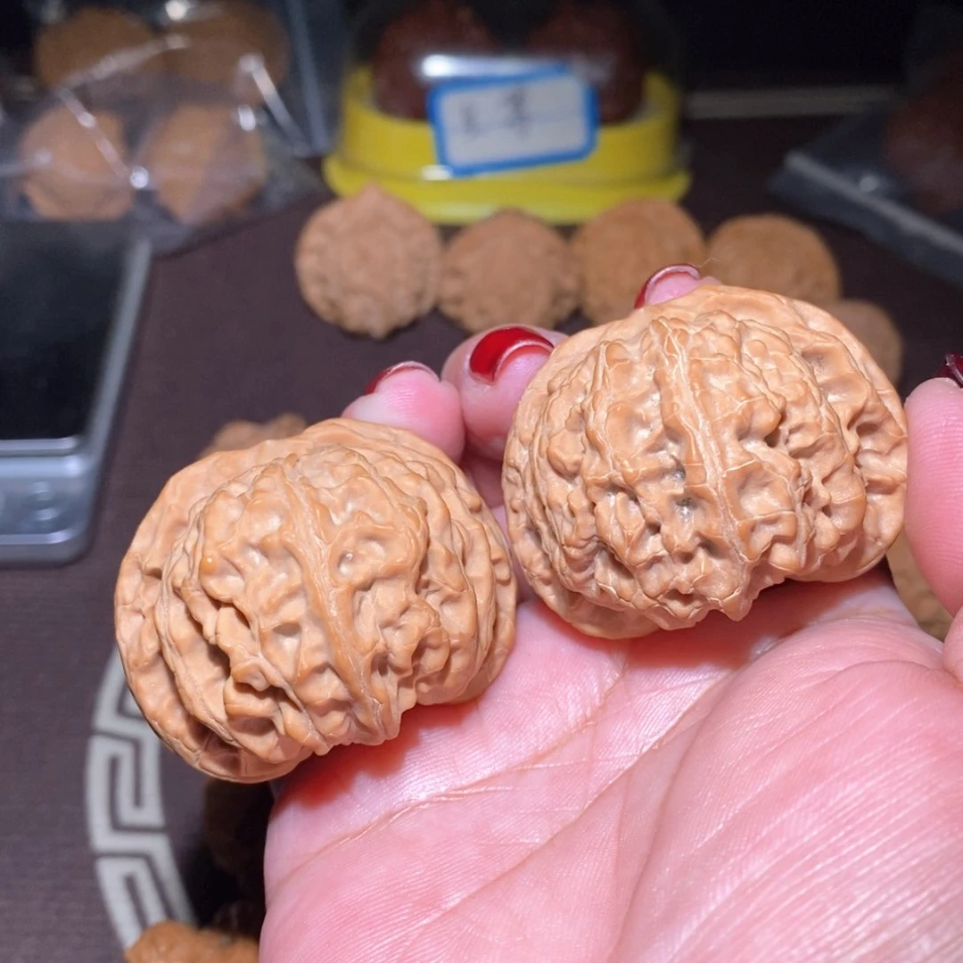 文玩核桃把件刘*生苹果