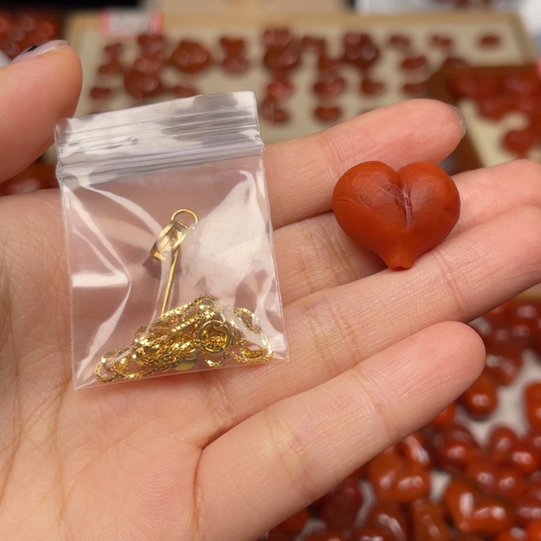 灵***犀南红玛瑙银S925镀金镶嵌项链