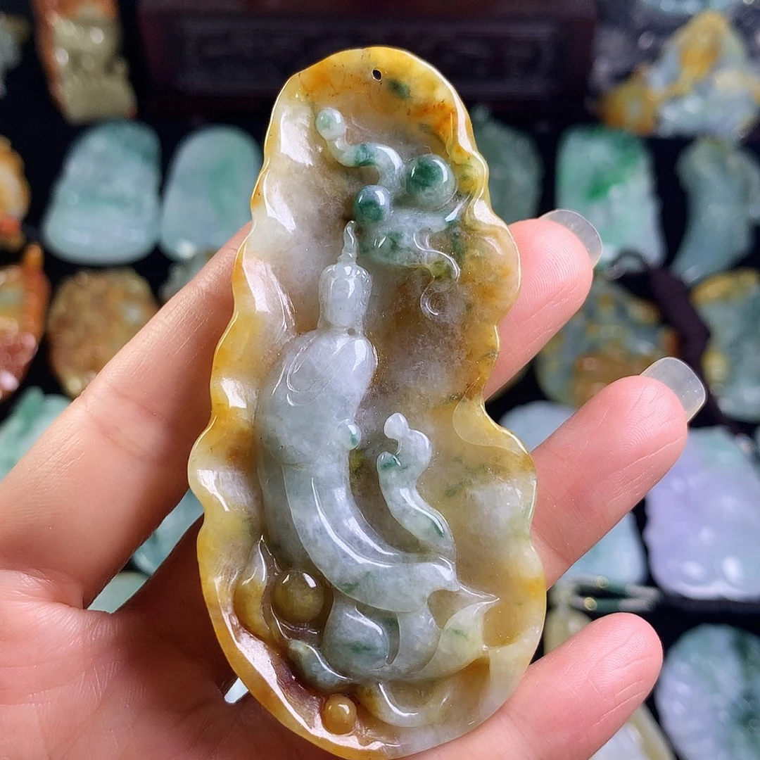 翡翠未镶嵌颈饰无相观音