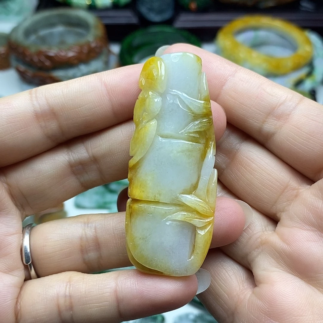 颈饰未镶嵌翡翠牌子