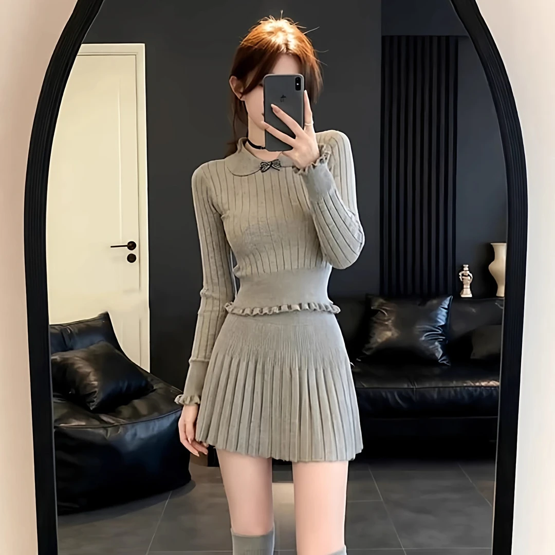 学院风针织上衣女早冬季翻领长袖短款刺绣毛衣高腰百褶短裙两件套