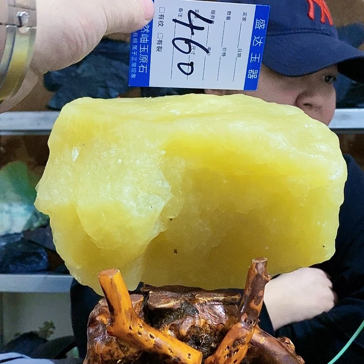 蛇纹石玉原石未镶嵌用****2