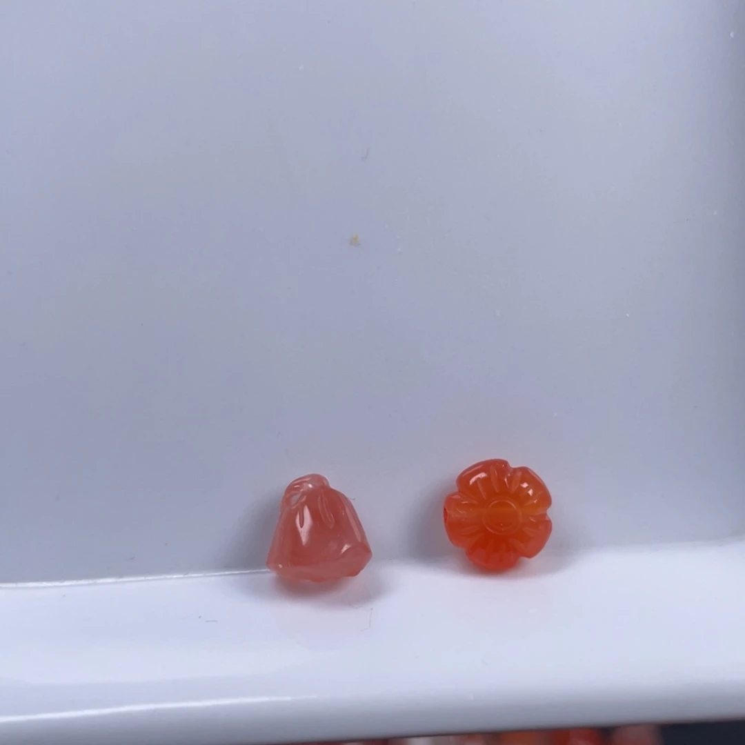 南红玛瑙莲蓬小花未镶嵌想**鸟