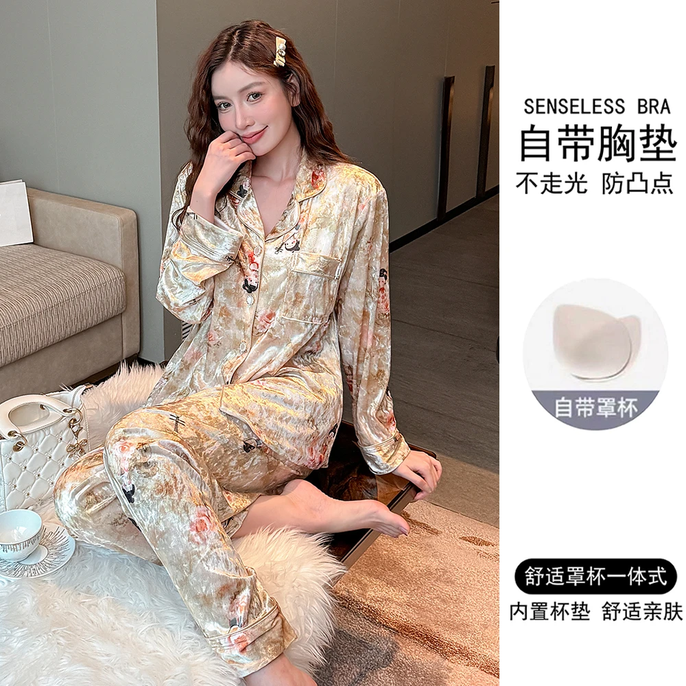 带胸垫2025年新款金丝绒睡衣女春秋季长袖可爱卡通秋冬家居服套装