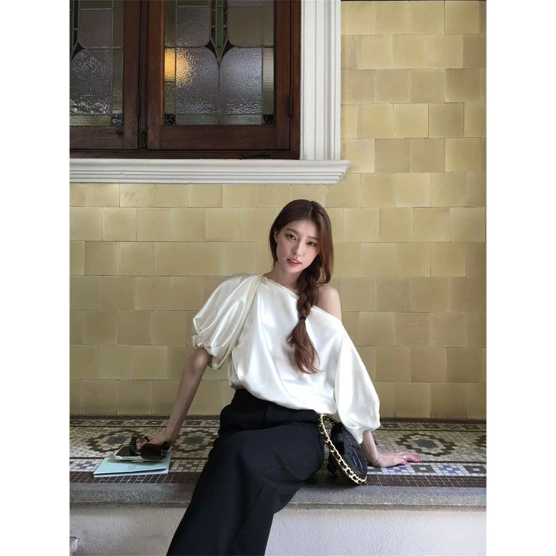 夏季新款修身显瘦穿搭小众设计感韩系斜肩上衣休闲简约宽松长裤女
