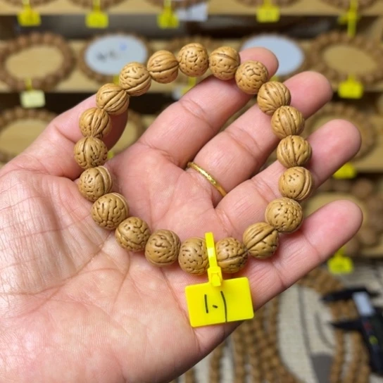 木质非金属野生桃核