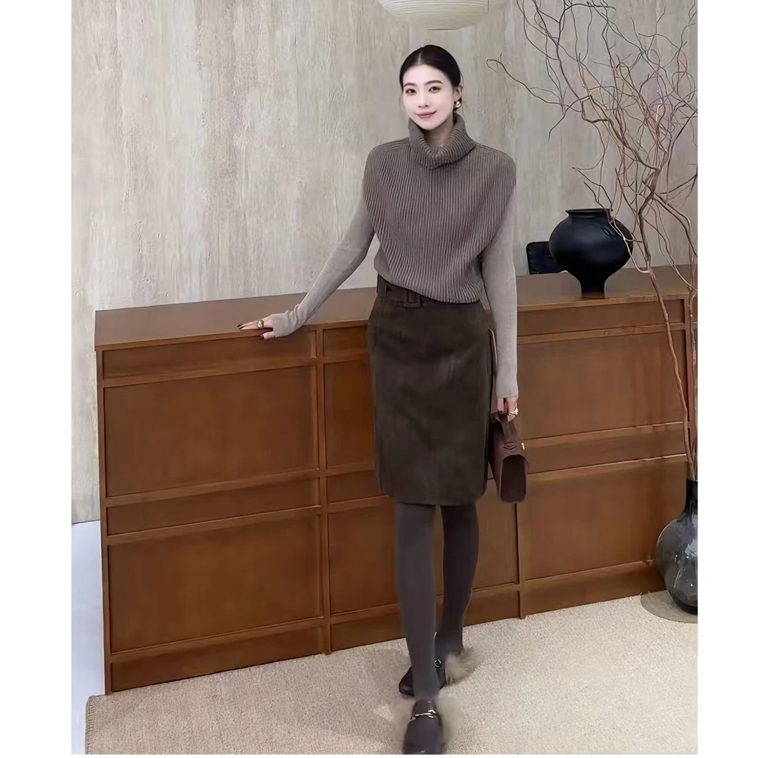 2025年冬季流行款极简复古套装长袖打底衫修身马甲高腰显瘦半身裙
