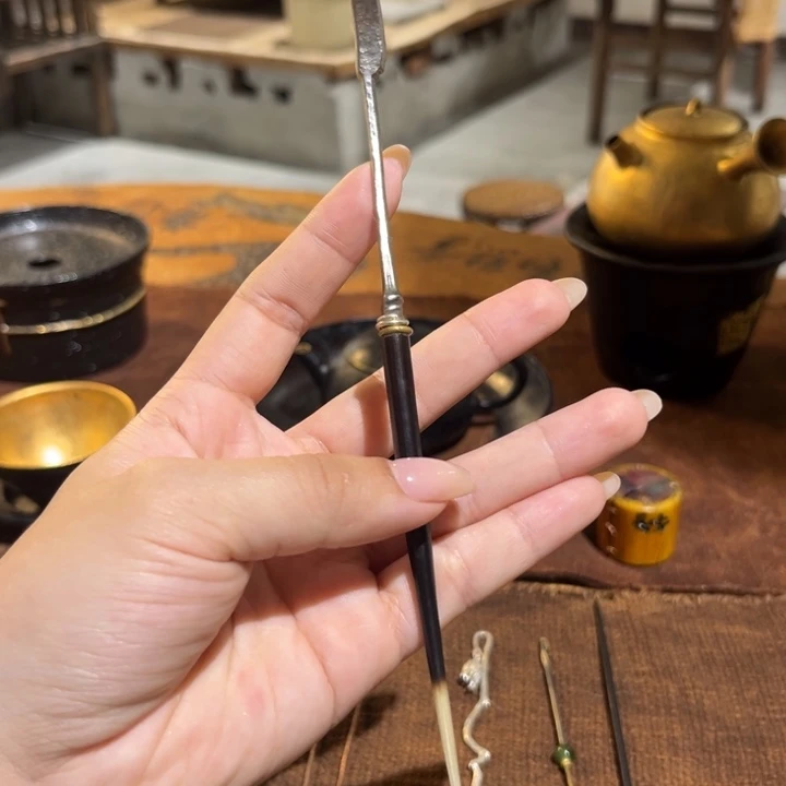 景德镇鱼和熊手工陶艺