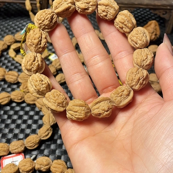 爱***女木质类嵩山蛤蟆头串儿
