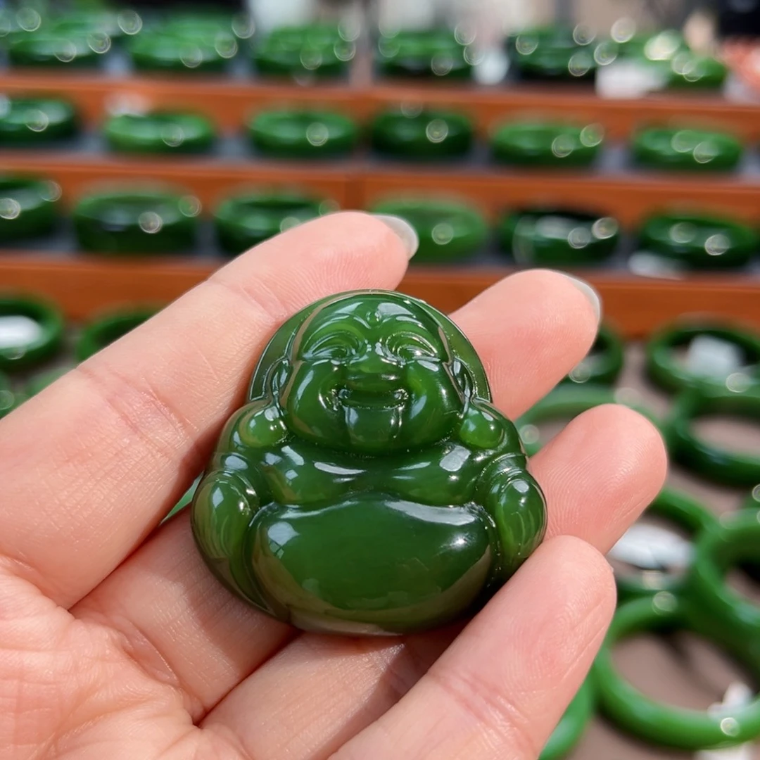 颈饰未镶嵌和田玉（碧玉）诸**遂