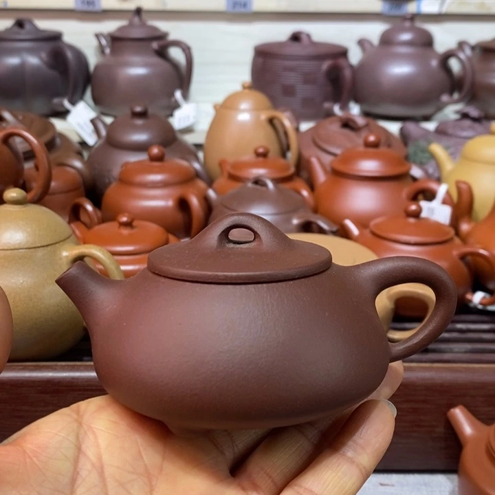 紫砂茶壶微瑕处理一把