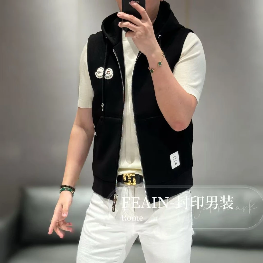 高端定制斜纹空气层拉链设计马甲背心8502