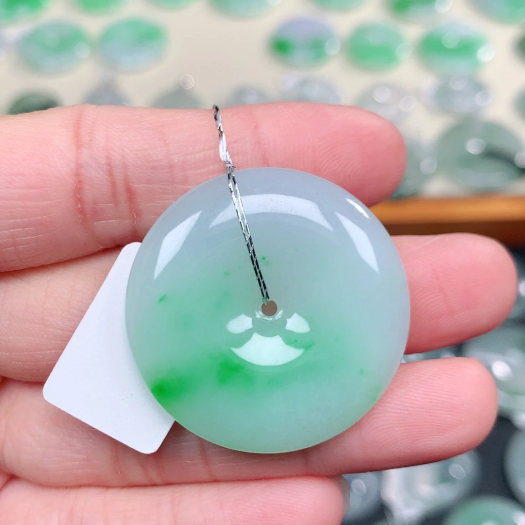 翡翠未镶嵌颈饰32.4-5.6