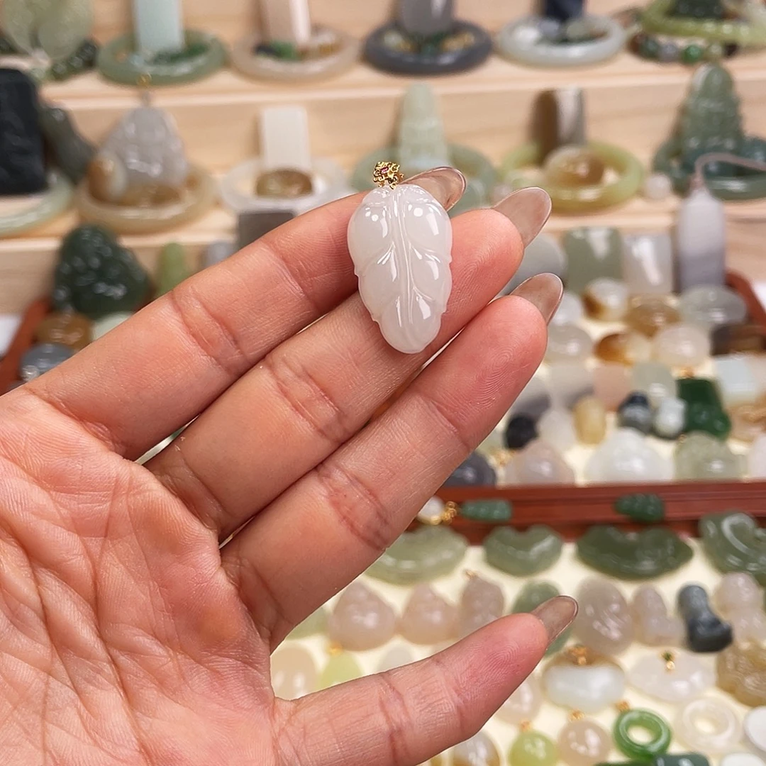 和田玉18K金镶嵌吊坠(不含链)