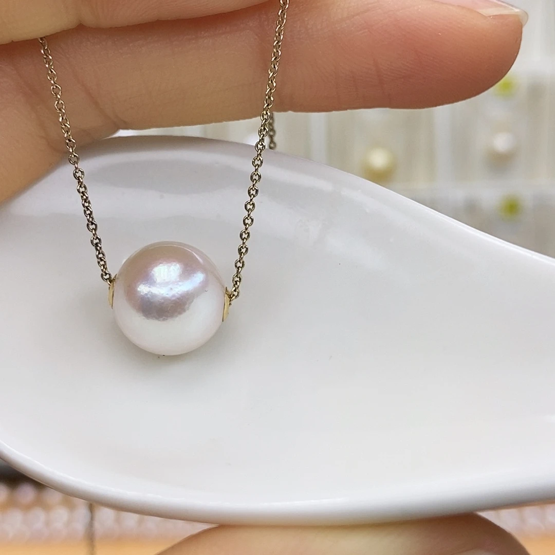 18K金镶嵌淡水珍珠吊坠(赠链)