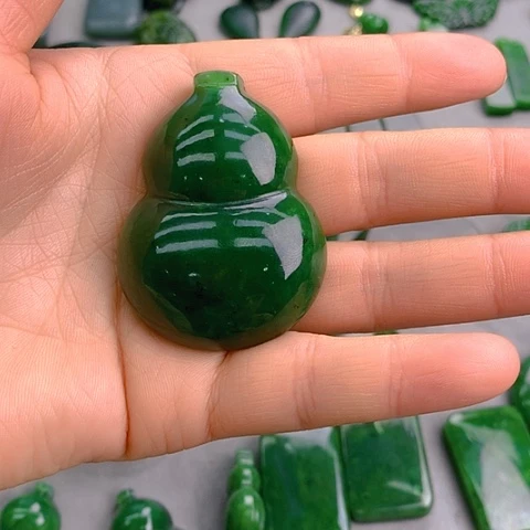 未镶嵌和田玉挂件看**生大葫芦