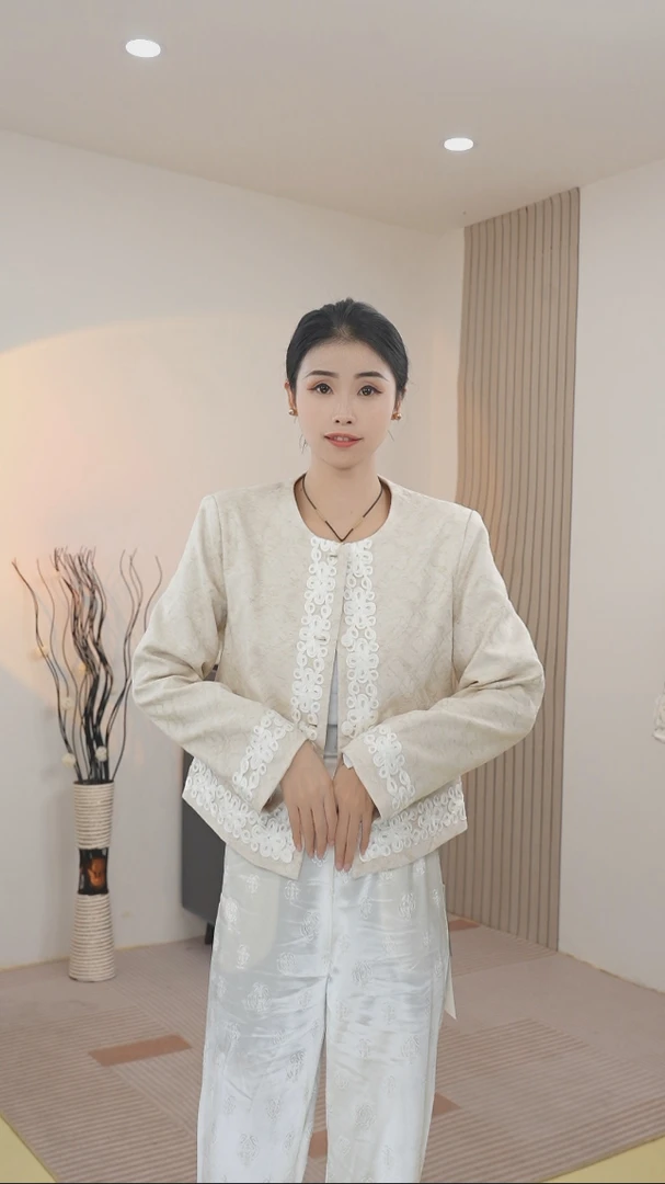 2025春季新款开衫女士时尚百搭纯色休闲短外套2617