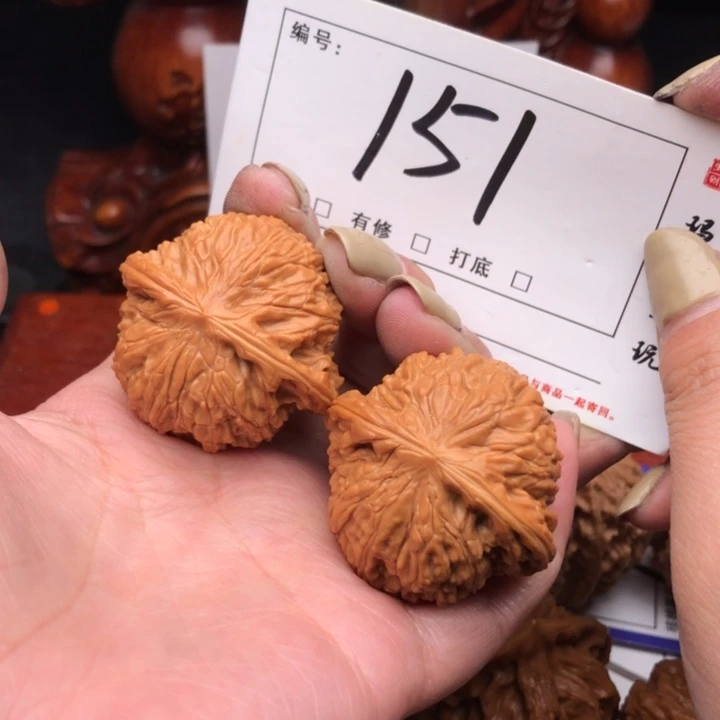 桃核把件御**哥38磨盘151号牌