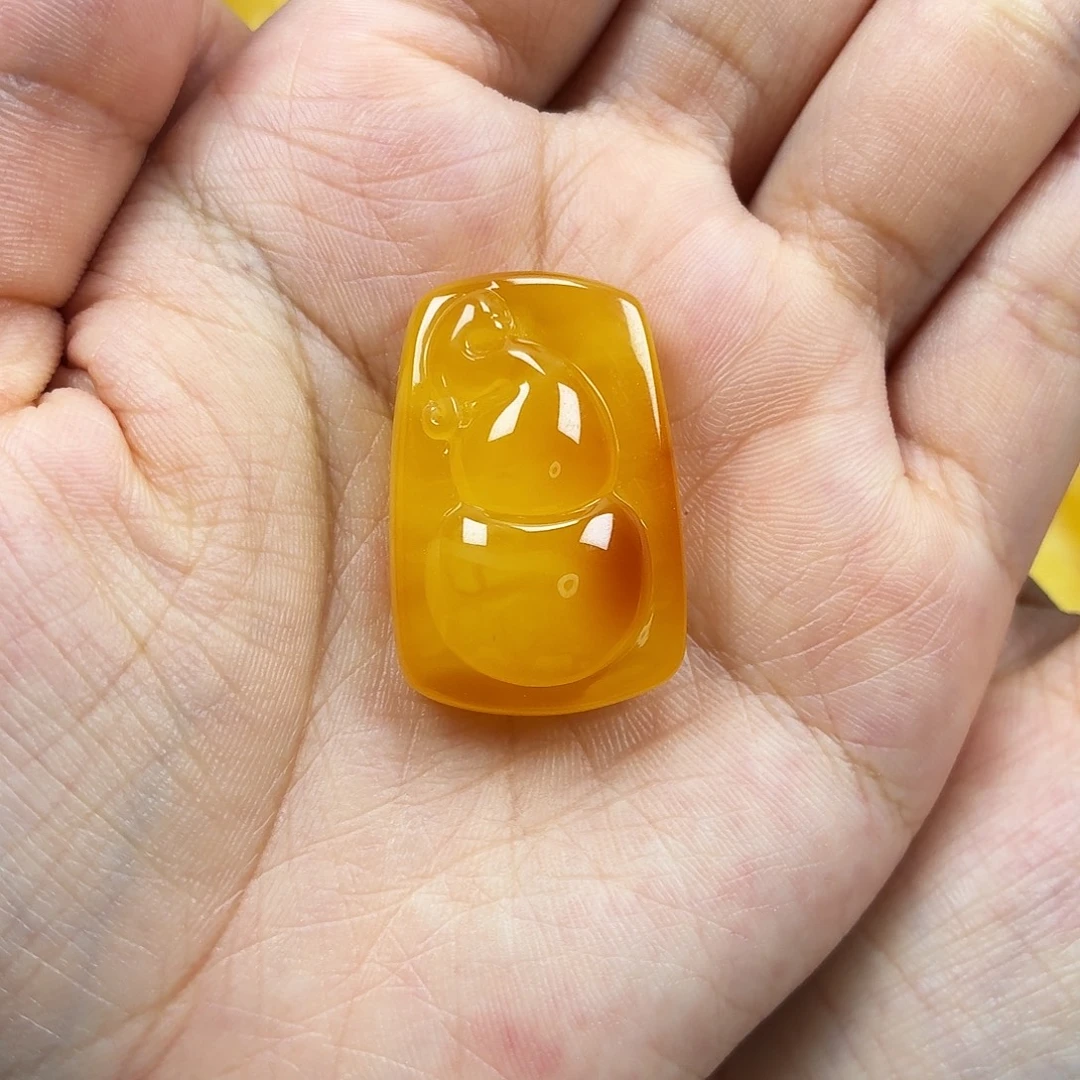 蜜蜡未镶嵌颈饰焦皮芬达色葫芦牌子