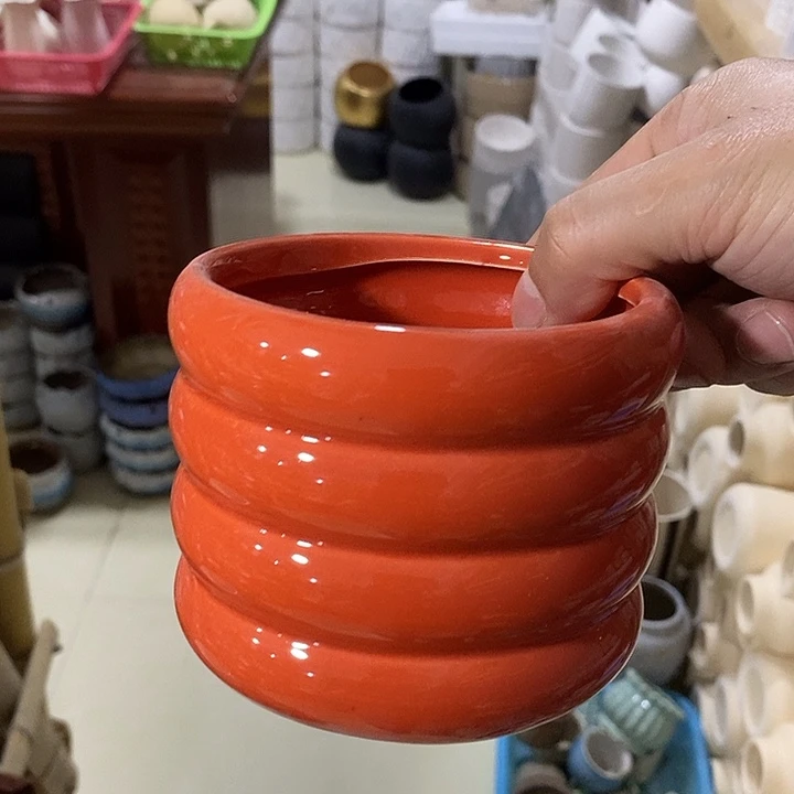 陶盆有孔 瑕疵针孔漏釉介意勿拍外口 11外高9