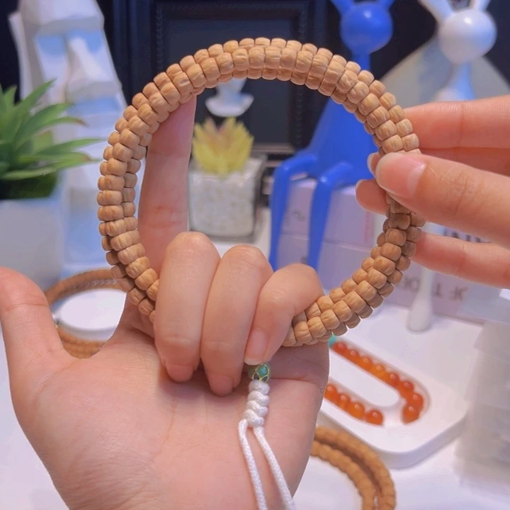 秋***语柏香籽/百香籽吊坠