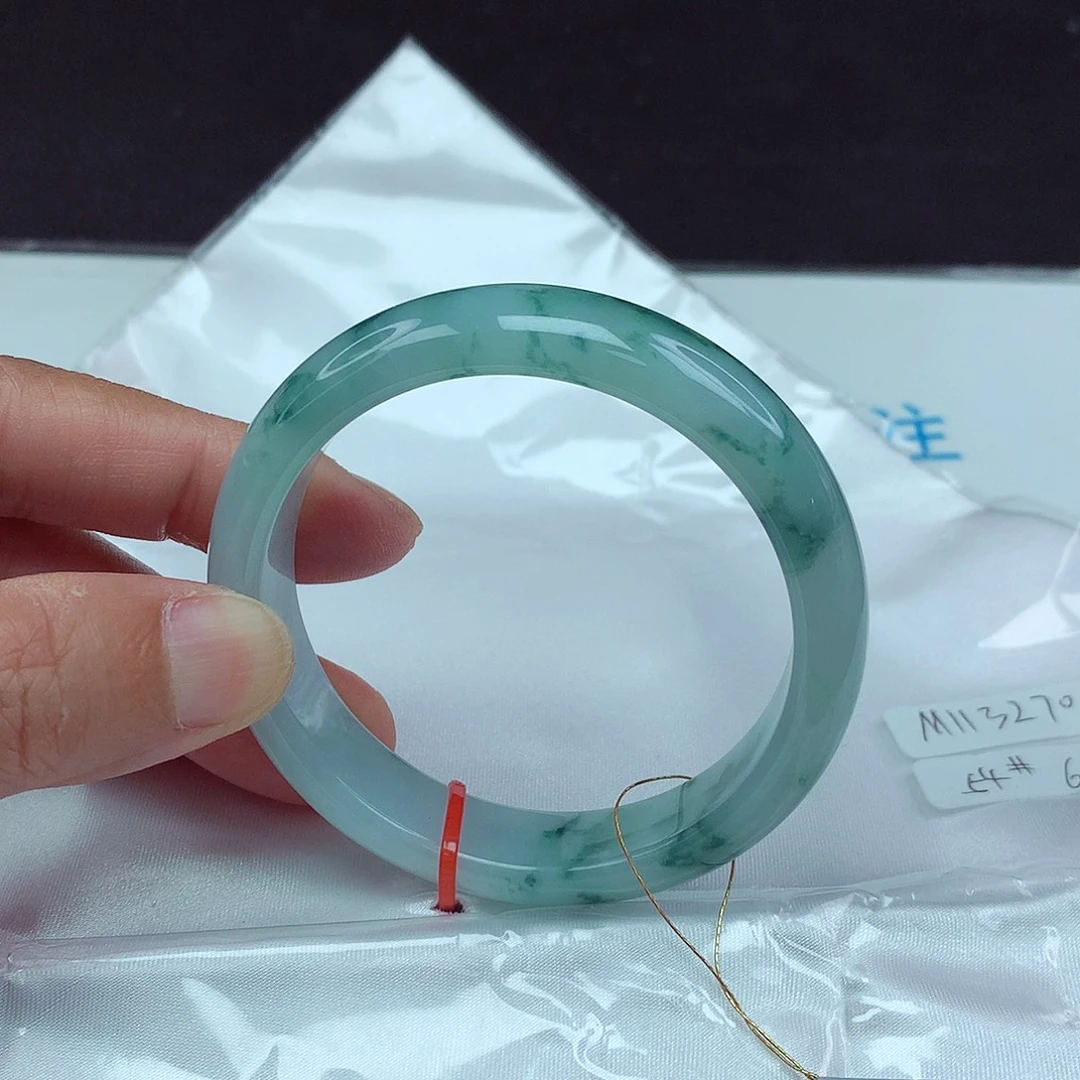 翡翠未镶嵌手镯54圈3270