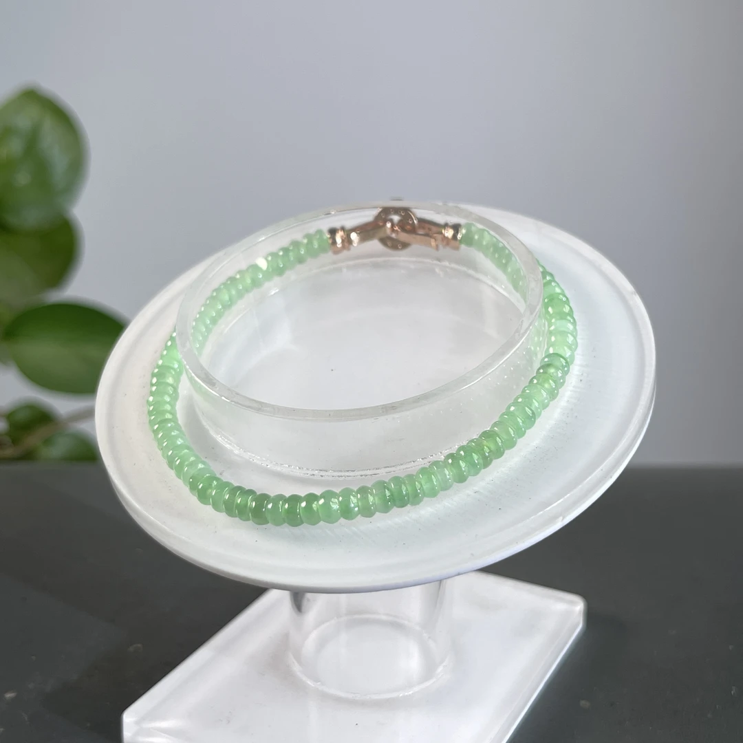 JGB05-47  天然缅甸A货翡翠  翡翠手串（含配饰）