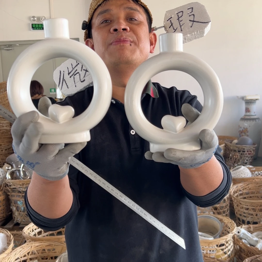 摆件50 号高中低温陶瓷工艺瓶（部分微瑕）
