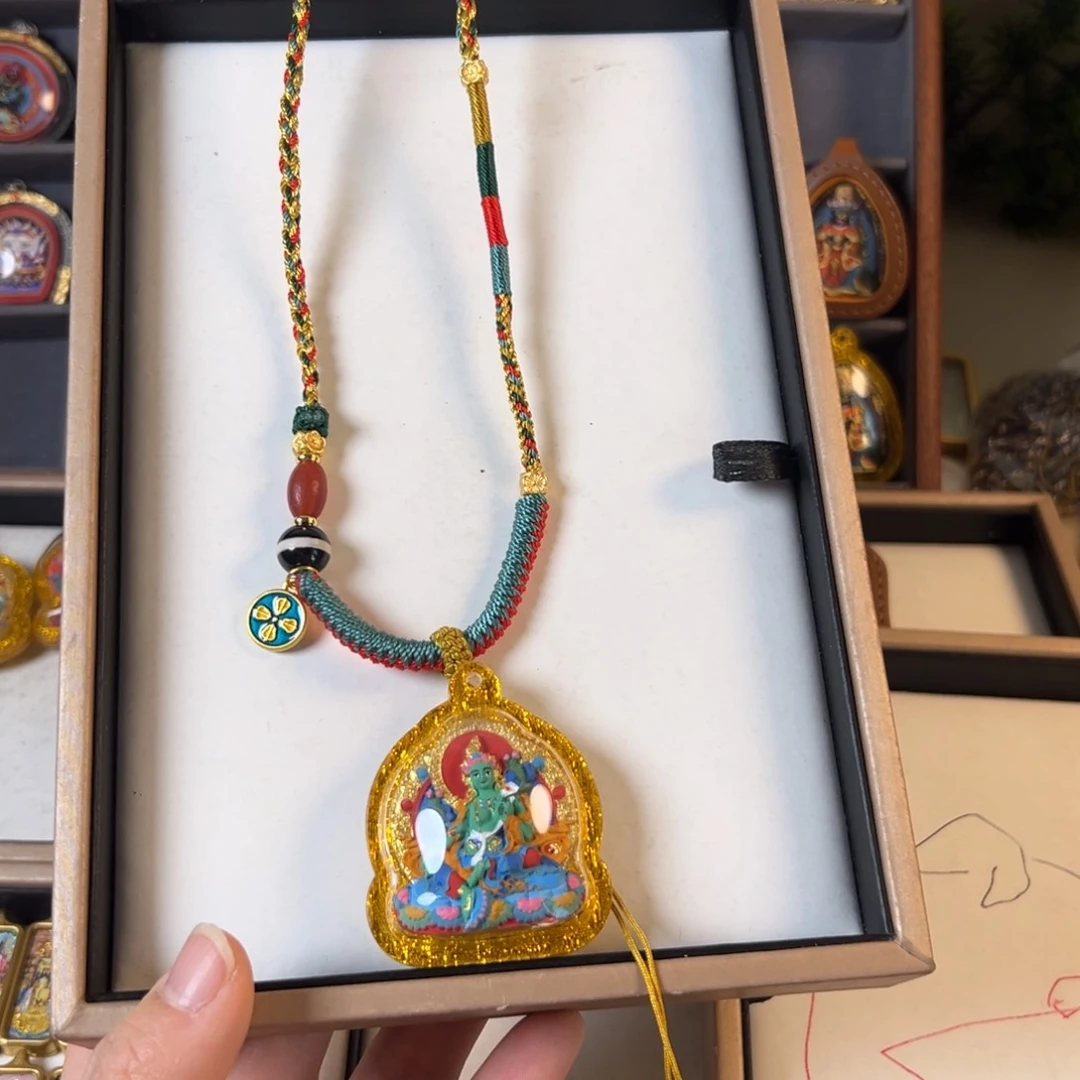 吊坠?****༣装裱画立体擦擦绿度母