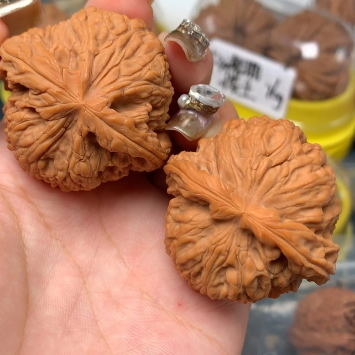 【闪购商品】文玩核桃吊坠45-25010-02