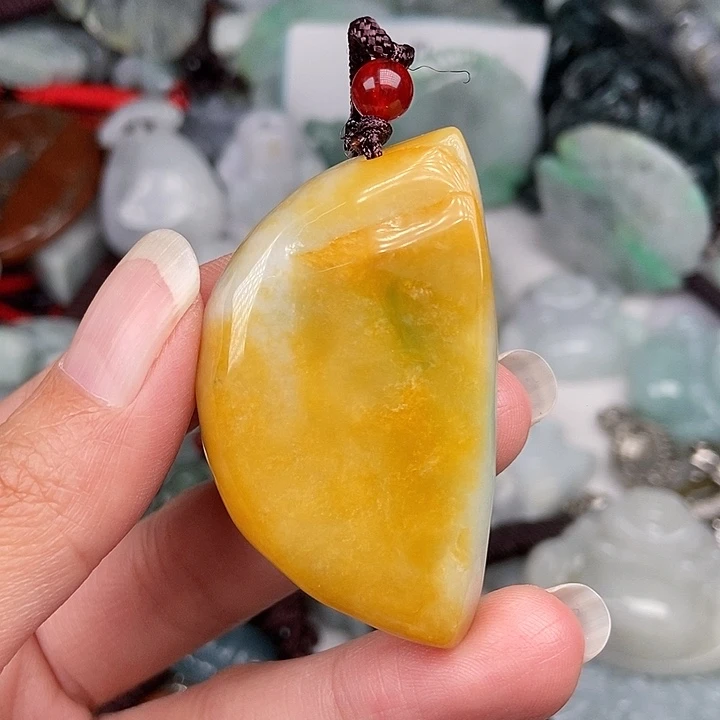 颈饰未镶嵌翡翠翡翠