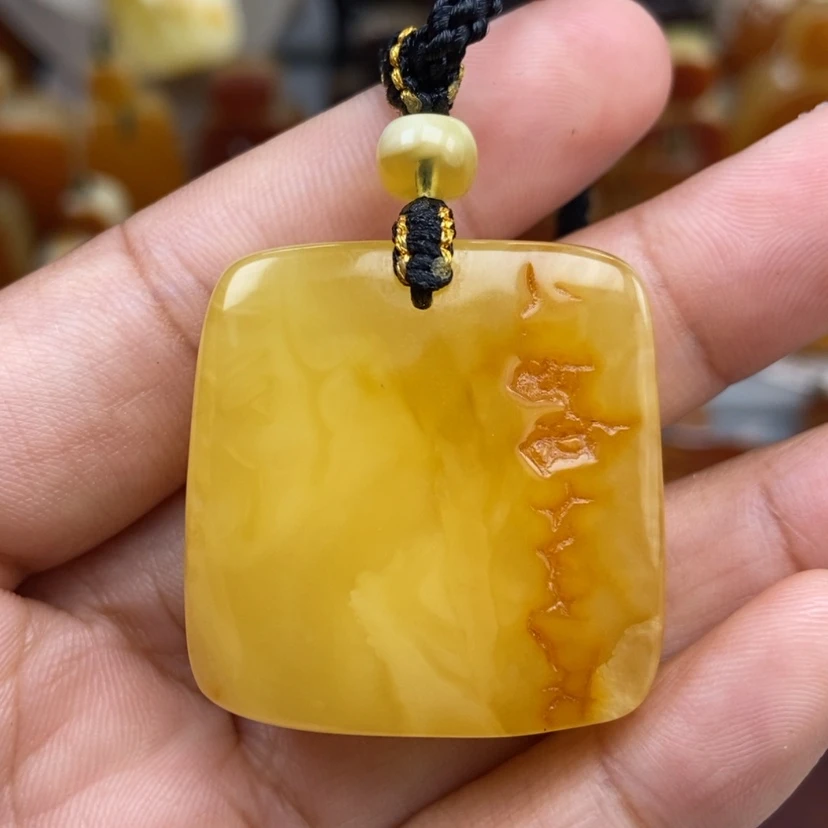 【闪购商品】琥珀颈饰未镶嵌