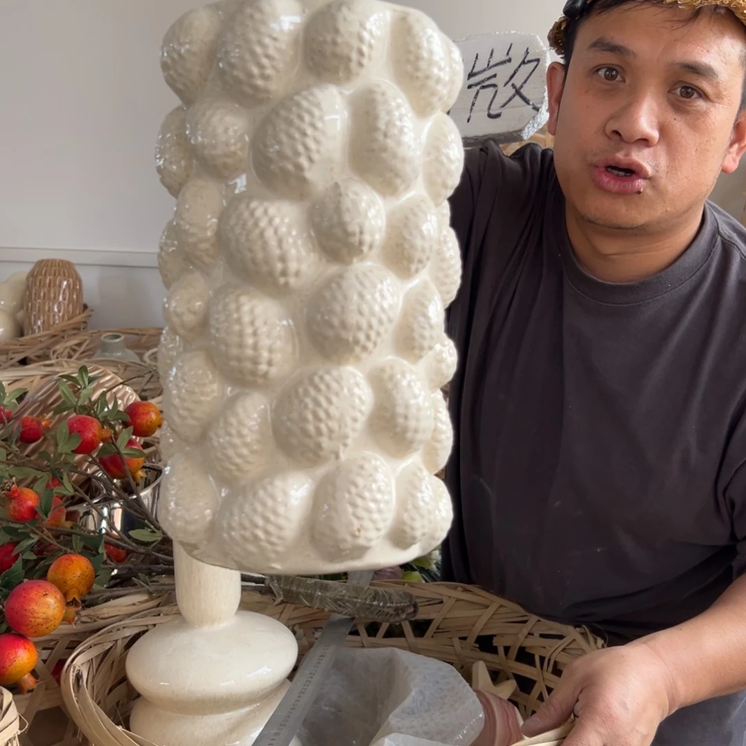 摆件37 号高中低温陶瓷瓶（部分微瑕）