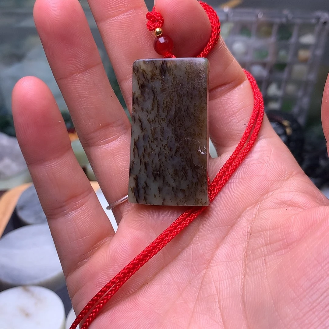 和田玉（糖玉）未镶嵌颈饰