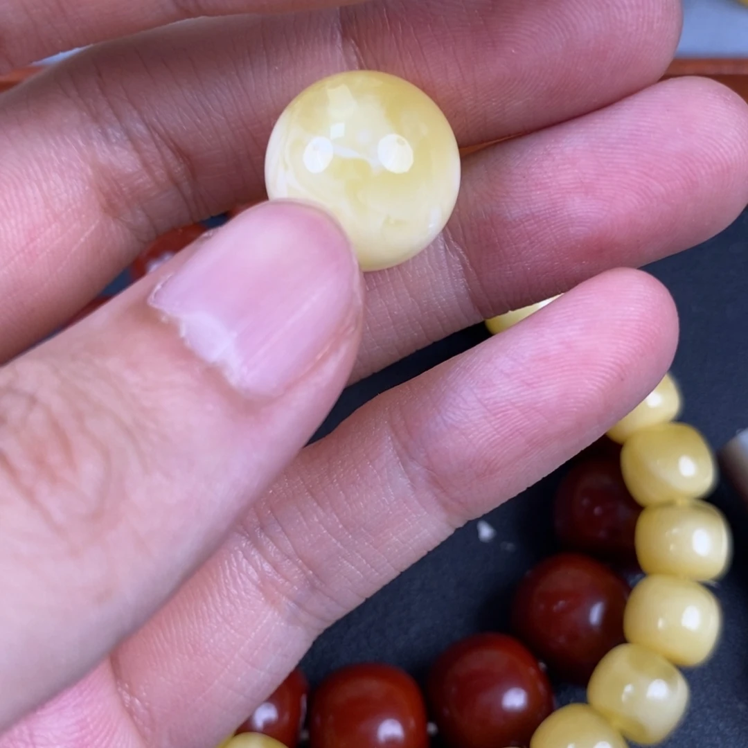 琥珀未镶嵌裸石微瑕34