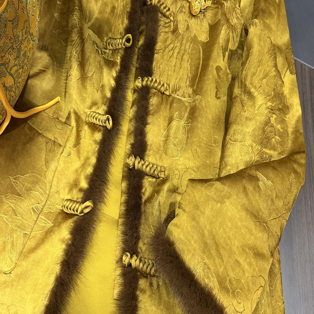 金灿灿新中式国风中长款拼接貂毛棉服外套上衣